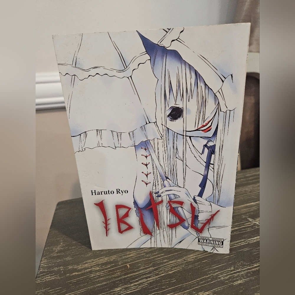 Ibitsu Manga by Haruto Ryo paperback comic, anime, supernatural, horror.